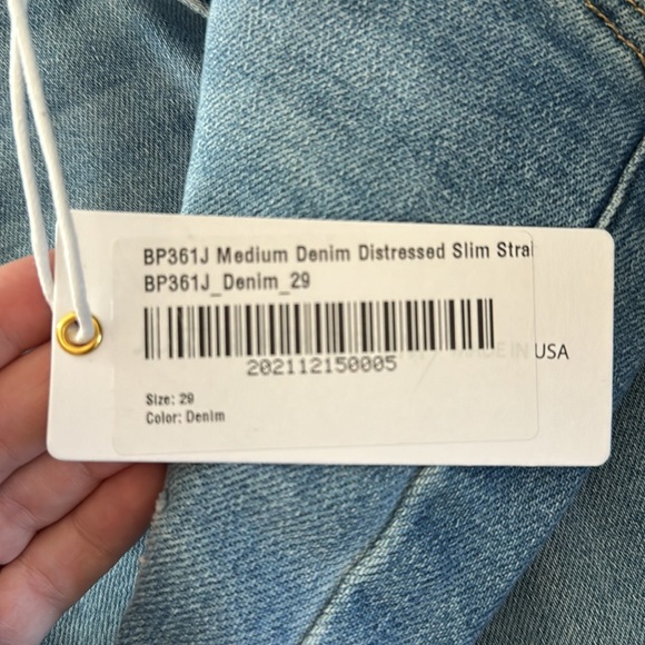 Just Black Denim - Picture 5 of 5